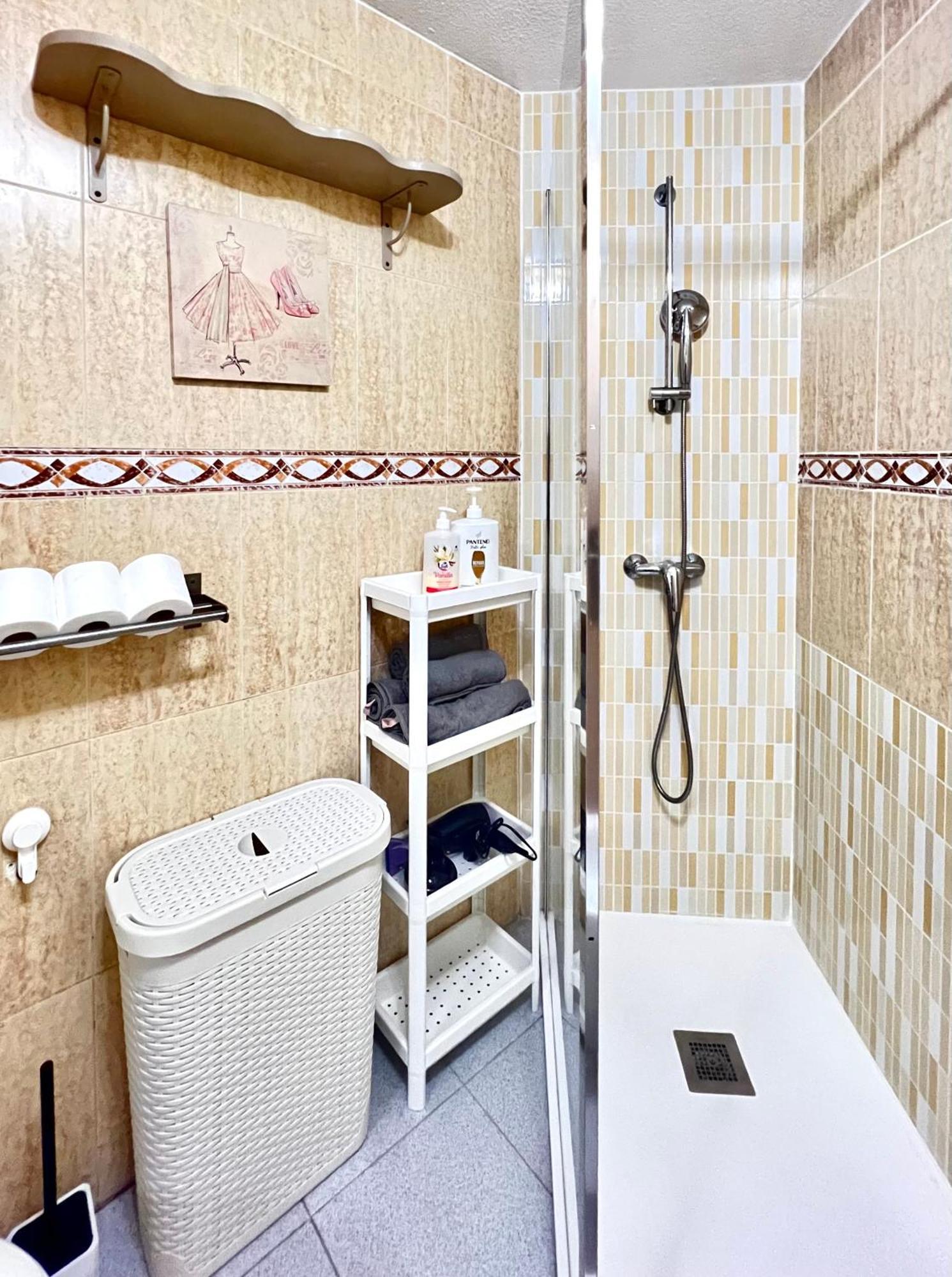 Renovated Cosy Studio 350 M Playa Del Cura, With Official Touristic License ตอร์เรเวียคา ภายนอก รูปภาพ